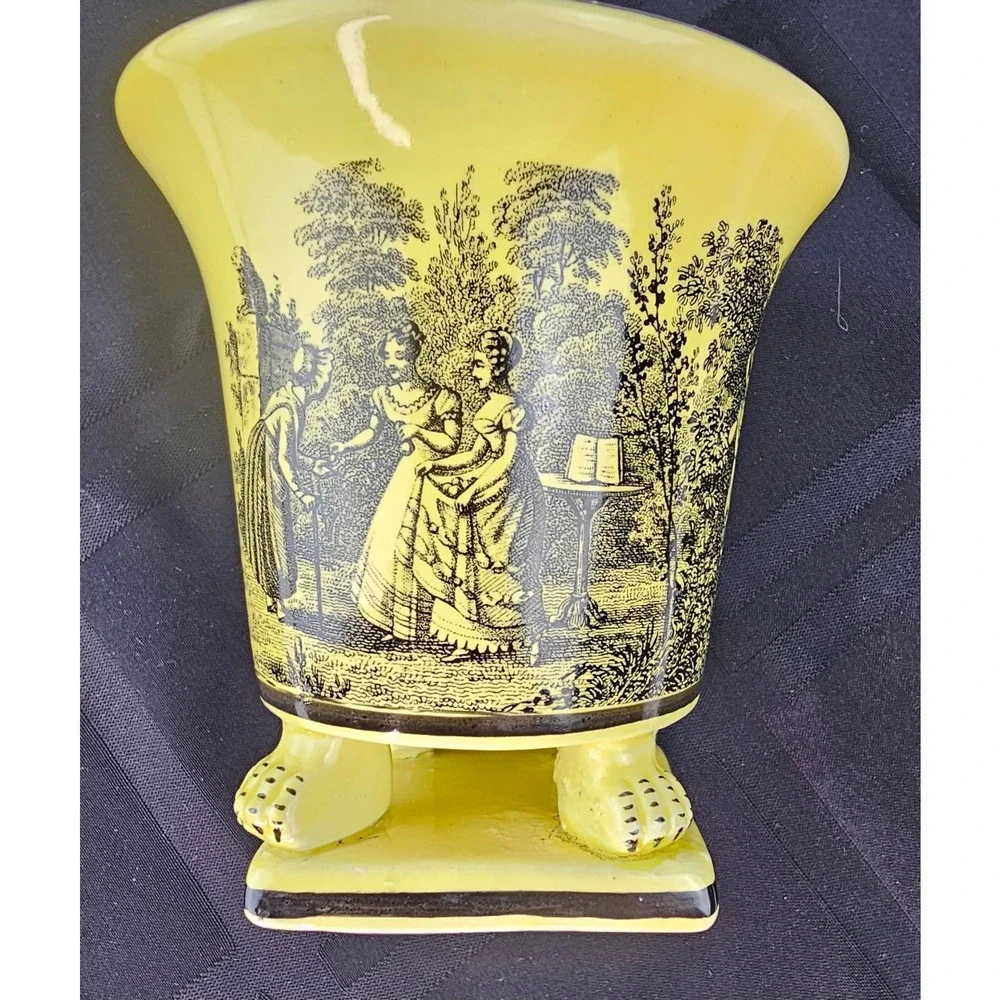 Vintage 1960s Italian Regency Mottahedda for Creil Small Cache Pot Yellow/ Black